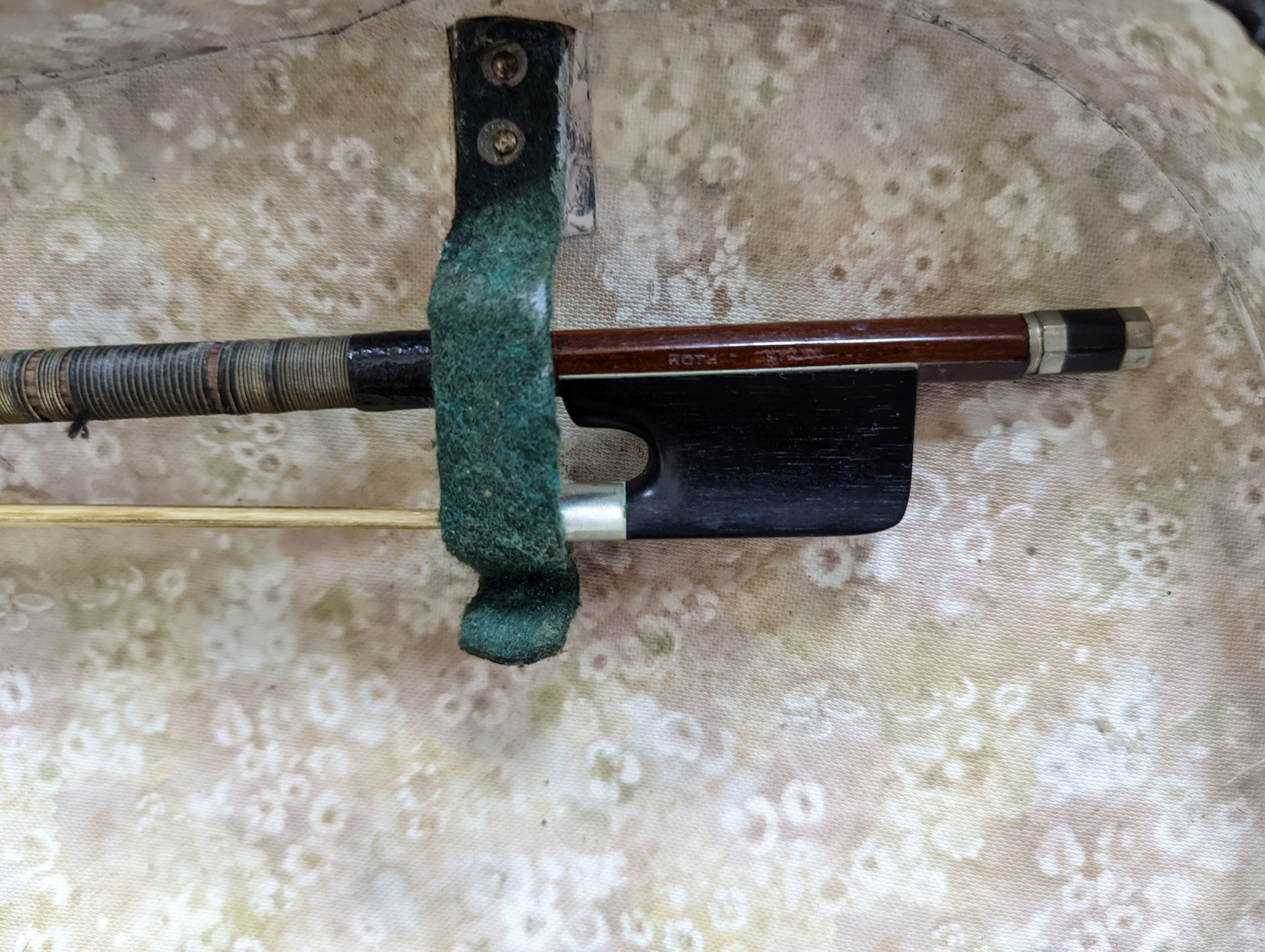 Two cased violins and bows, one with ‘Antonius Straduarius Cremonensis Faciebat Anno 17/13 Made In Czechoslovakia’ label to interior